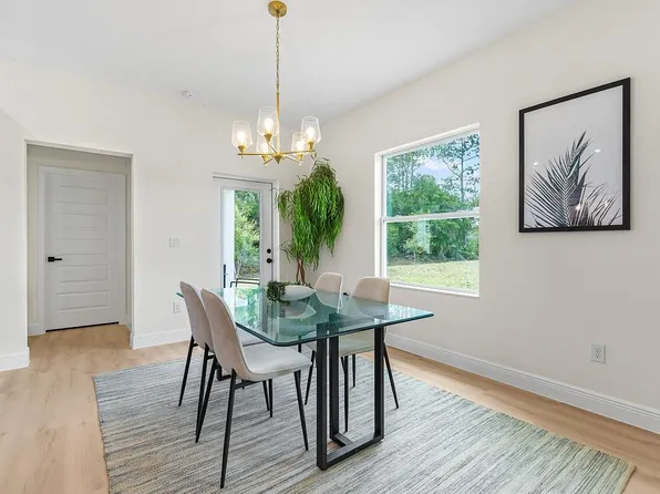 8236 104TH Court, Vero Beach, FL 32967