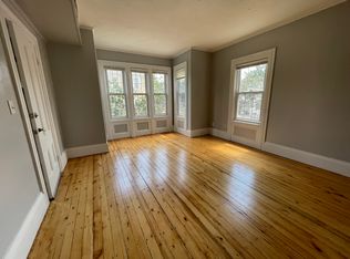 18 Andrews St #2, Providence, RI 02909