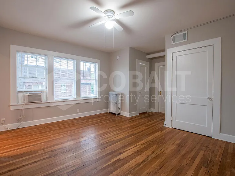 674 Somerset Ter NE #7 — Photo 1
