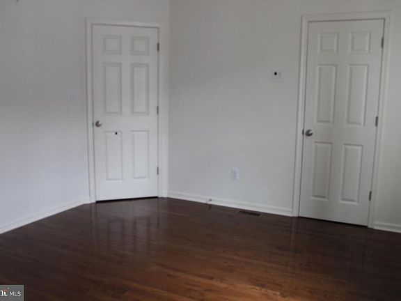 4th image of 3726 Green St