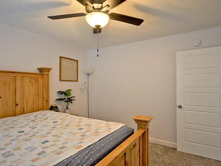 279 Bluebriar Trce — Photo 46