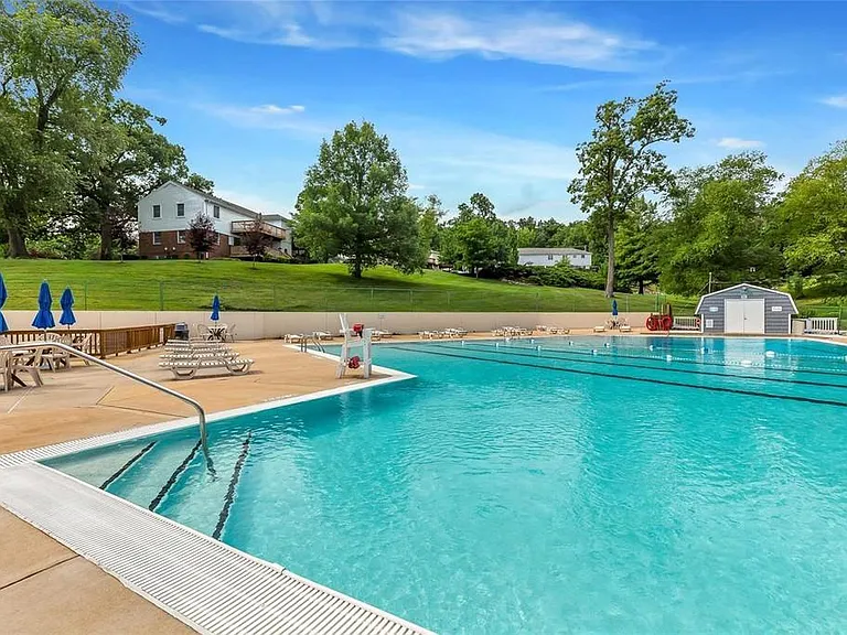 1455 Bobolink Pl — Photo 2