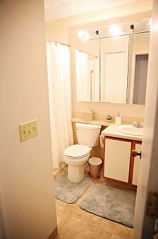 3rd image of 701 Linn St #5A