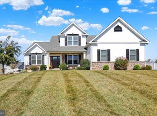 44 Ensore Ct, Fleetwood, PA 19522
