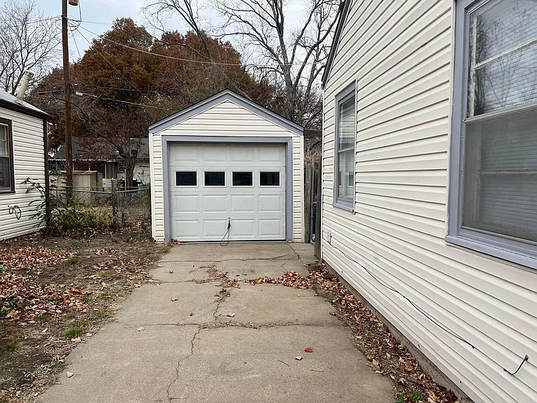 1520 W Arizona Ave — Photo 23
