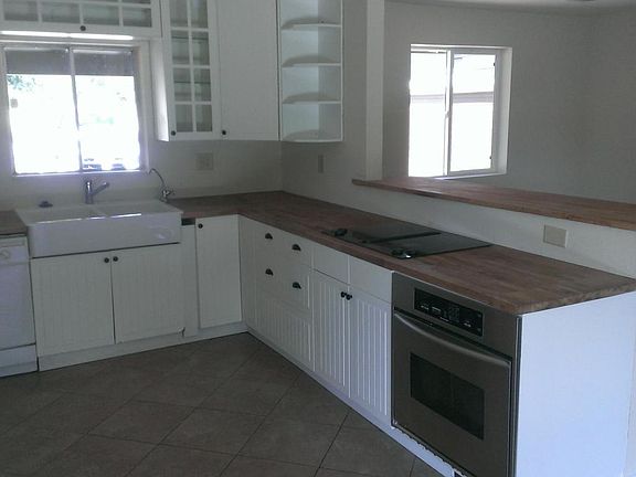 3rd image of 21981 Vista Oaks Dr