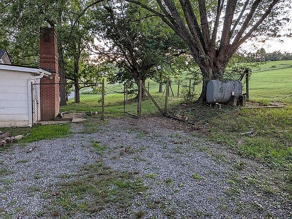 2nd image of 91 Bennett Rd