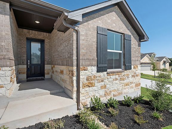 3rd image of 110 Salado Creek Trl