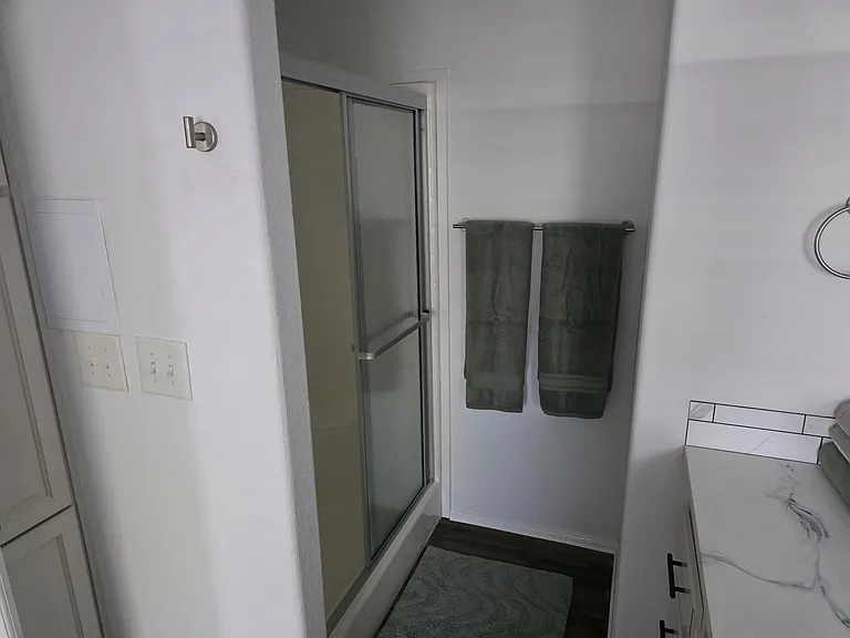 1302 N Alameda Rd — Photo 17