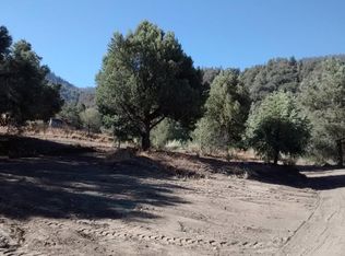 2301 Yellowstone Ct, Pine Mountain, CA 93225