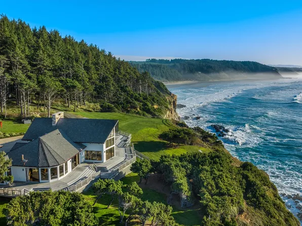 88515 Pacific Surf Ln, Bandon, OR 97411