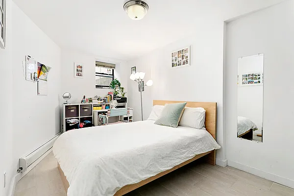 Rented by Corcoran | media 11