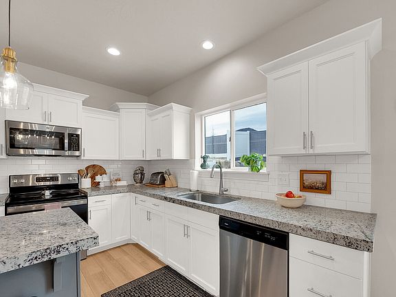 5th image of 4591 E Flower Point