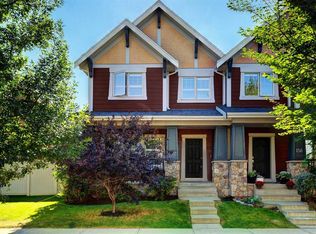 152 N Mike Ralph Way SW, Calgary, AB T3E 0H8
