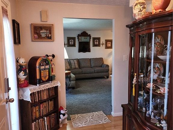 4th image of 3207 Roanoke Ct