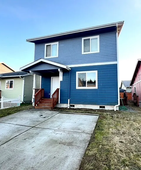 2104 SE Polar Star Way — Photo 2