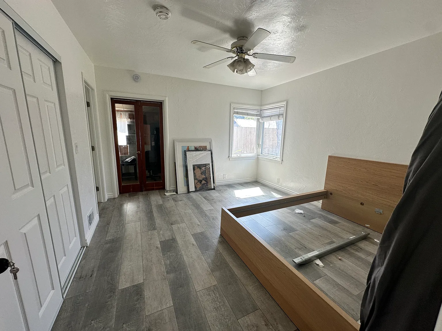 4 bed, 8200 sqft, $5,800 — Photo 3