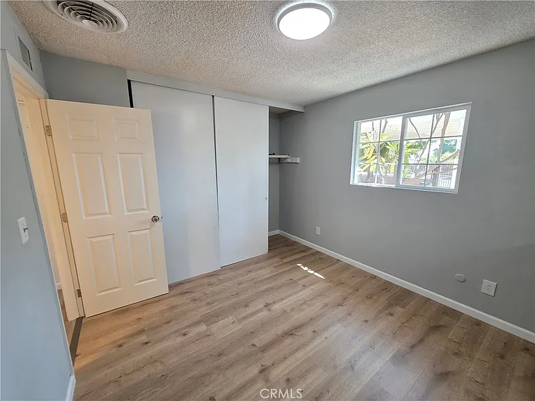 8920 Haddon Ave — Photo 11