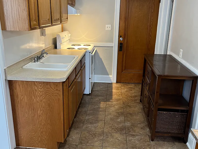 1145 Raymond Ave #4 — Photo 7