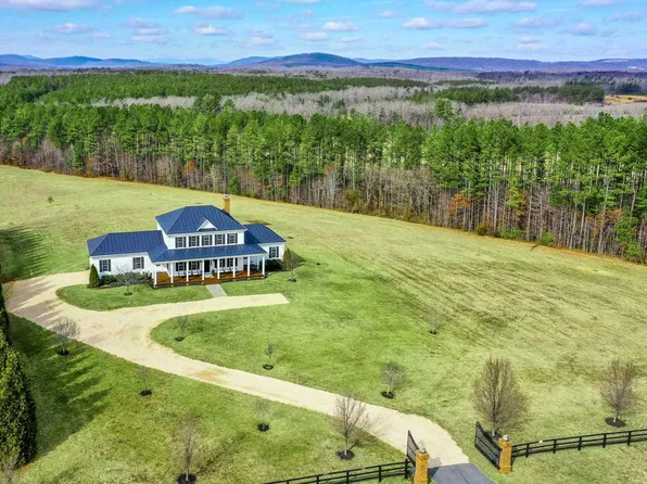 2675 Courtenay Glen Way, Charlottesville, VA 22902