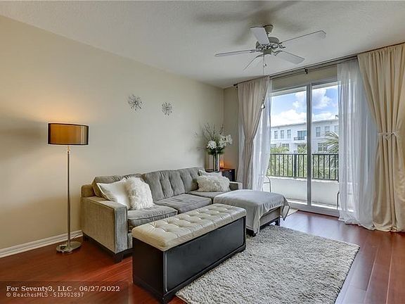 4th image of 2401 NE 65th St APT 510