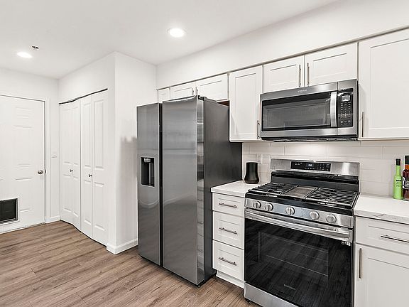 5th image of 5909 Panorama Dr SE APT 11-103