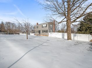 2 Elizabeth Ct, Wallingford, CT 06492