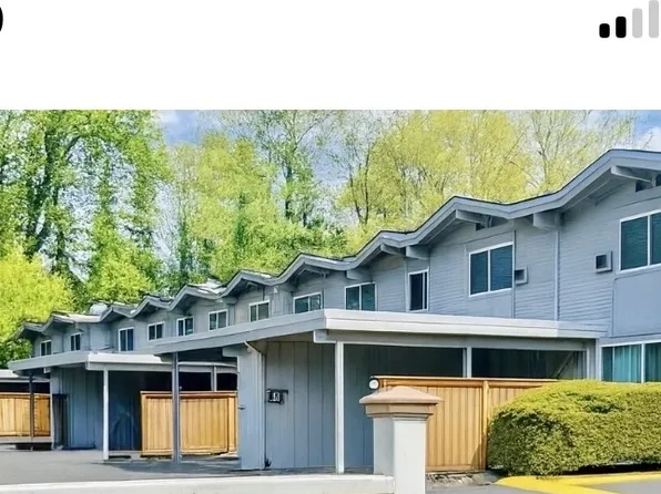 2105 S Kent Des Moines Rd #42, Des Moines, WA 98198