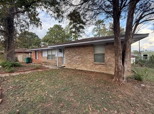 208 Laurie Ln #208, Willis, TX 77378