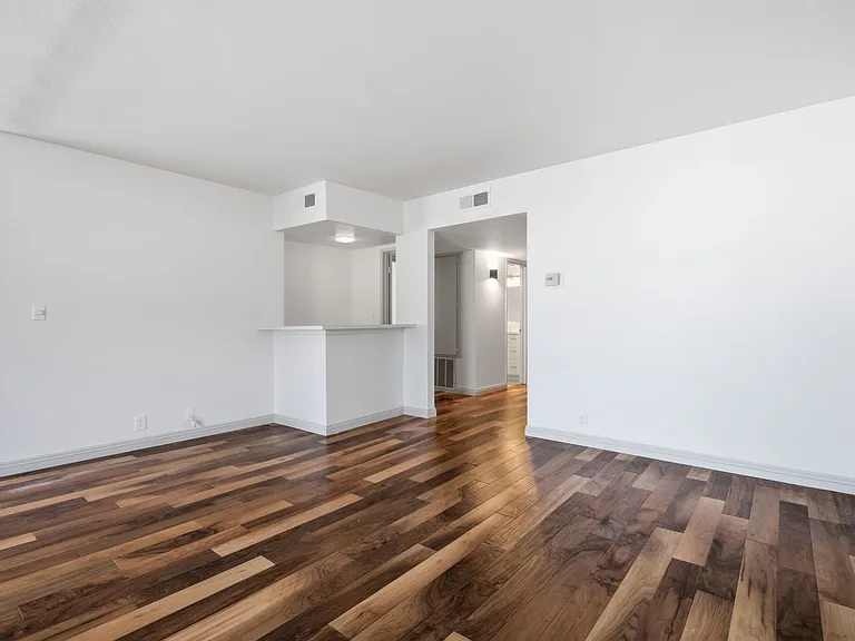 853 S Le Doux Rd #202 — Photo 10