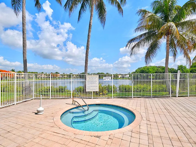 6917 Crooked Fence Dr — Photo 60