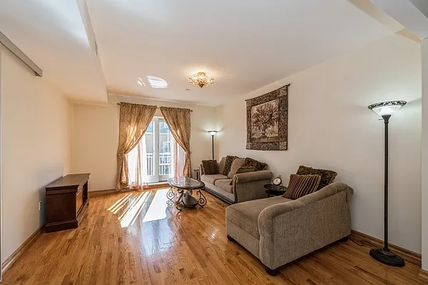 Sold by Ben Bay Realty Co. of Bay Ridge | media 20