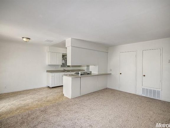 2nd image of 7916 Grandstaff Dr