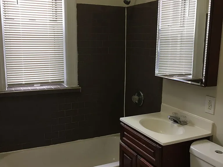 251 Beacon Ave — Photo 13