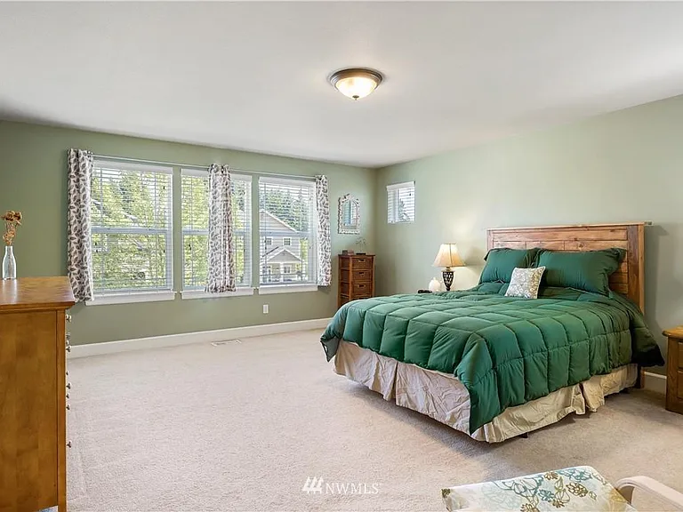 1233 Kiely Dr SE — Photo 10