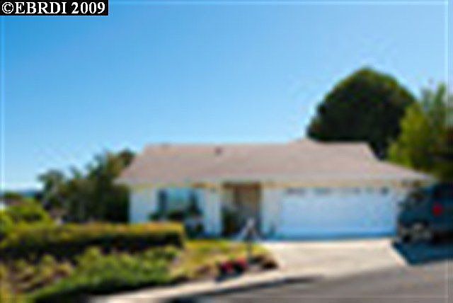 2nd image of 8685 Waterford Ct
