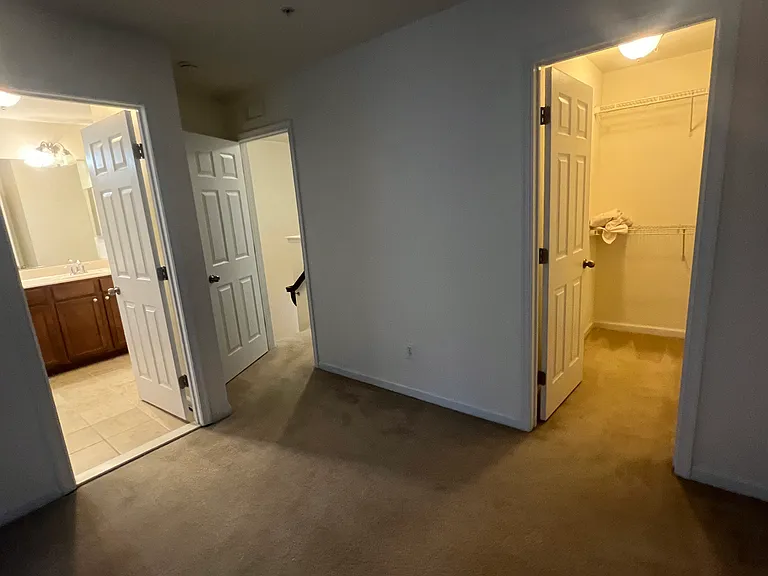 749 English Ivy Way — Photo 3