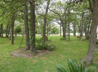 757 Old Sayers Rd, Elgin, TX 78621