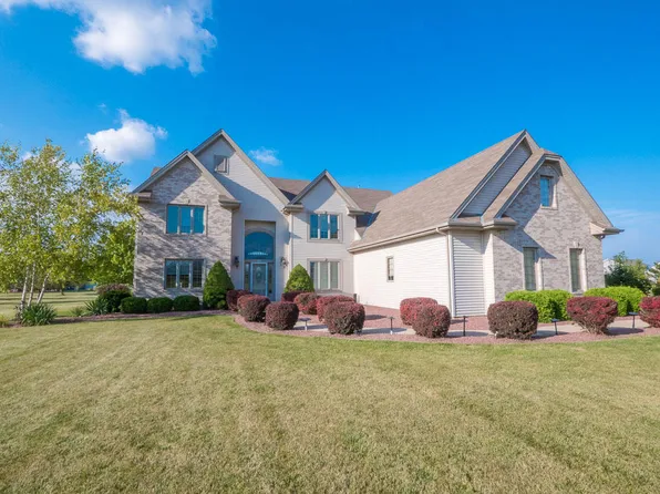 4250 W Drexel Ave, Franklin, WI 53132