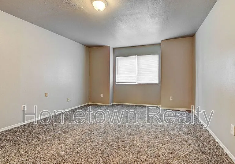 312 NW 118th St — Photo 21