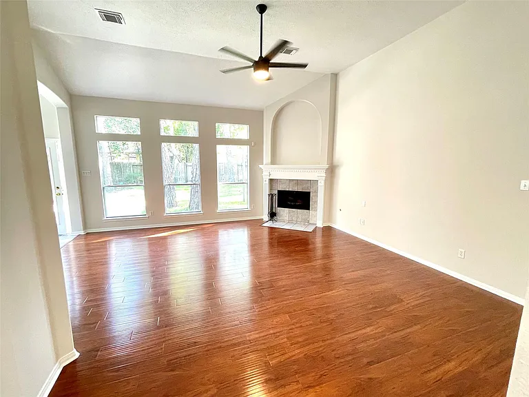 71 E Hobbit Glen Dr — Photo 16