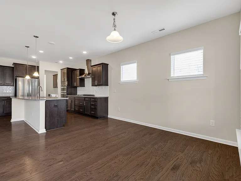 2112 Turling Way — Photo 20