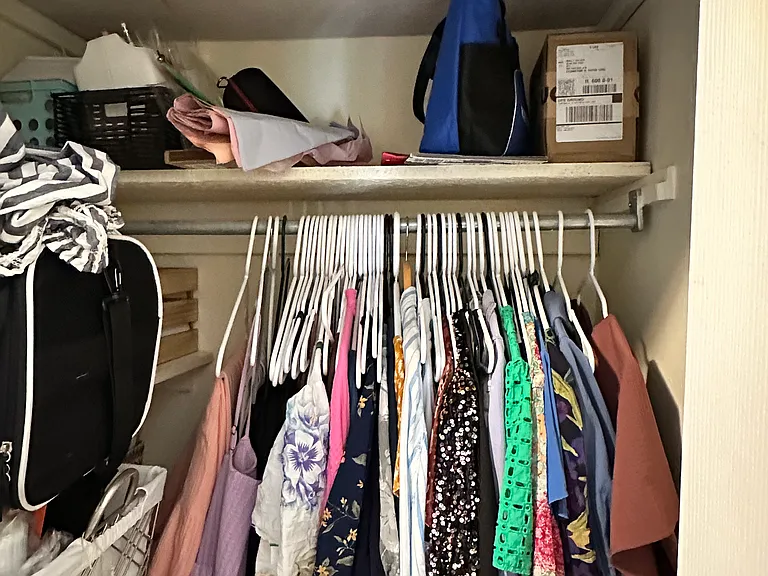 48" closet with bifold doors