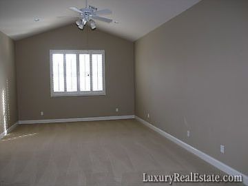 5th image of 604 Penn Pl
