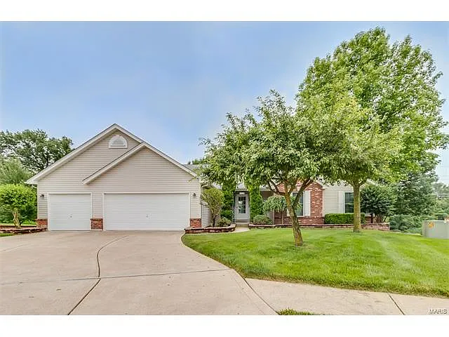1174 Hampton Meadows Dr photo 1