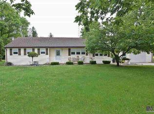 3320 Jerome St, Temperance, MI 48182