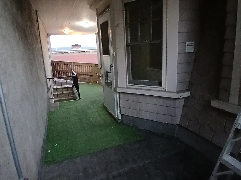 1304 Hamilton St #3 — Photo 11