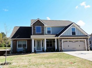 15 Lebanon Ct, Greer, SC 29651