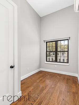 Rented by Rennit Inc. | media 4