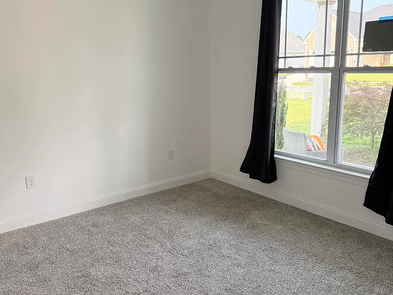 3804 Belfair Dr — Photo 9